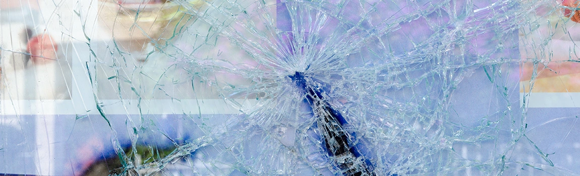 Window Broken Glass Repair in Delray Beach, FL